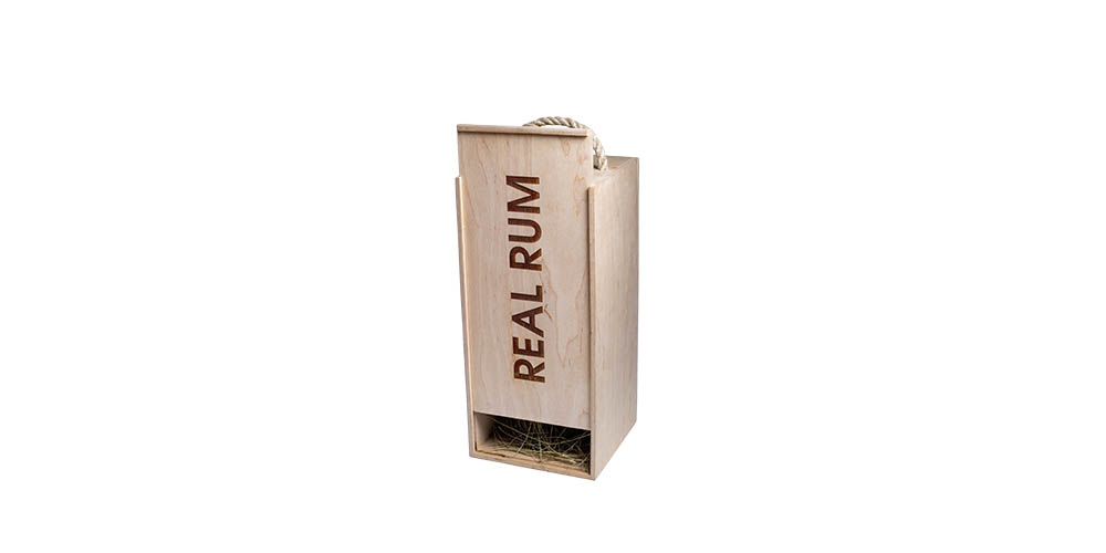 Дерев'яний ящик для алкоголю та подарунків 2