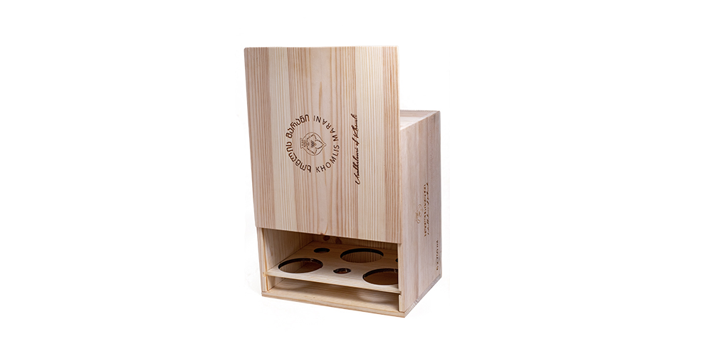 Дерев'яна винна коробка 2