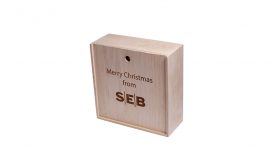Фанерна коробка для подарунків на Новий рік